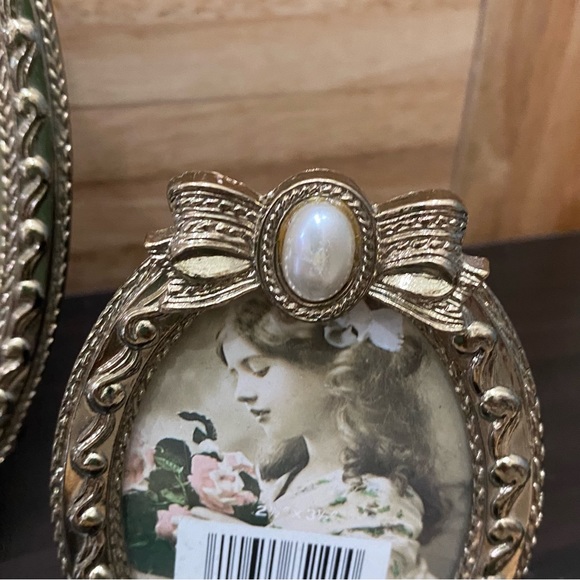 Vintage Dayton Hudson Corp Gold-tone Ornate Faux Pearl Bow Photo Picture Frame - Picture 12 of 16